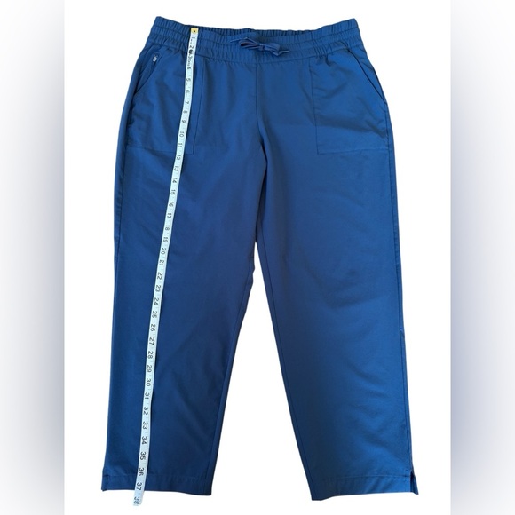 NWOT, Adidas, Go-To Commuter Primegreen Golf Pants for Women, XL, Navy 🏌️♀️ - Picture 6 of 11